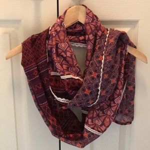 Prana Scarf